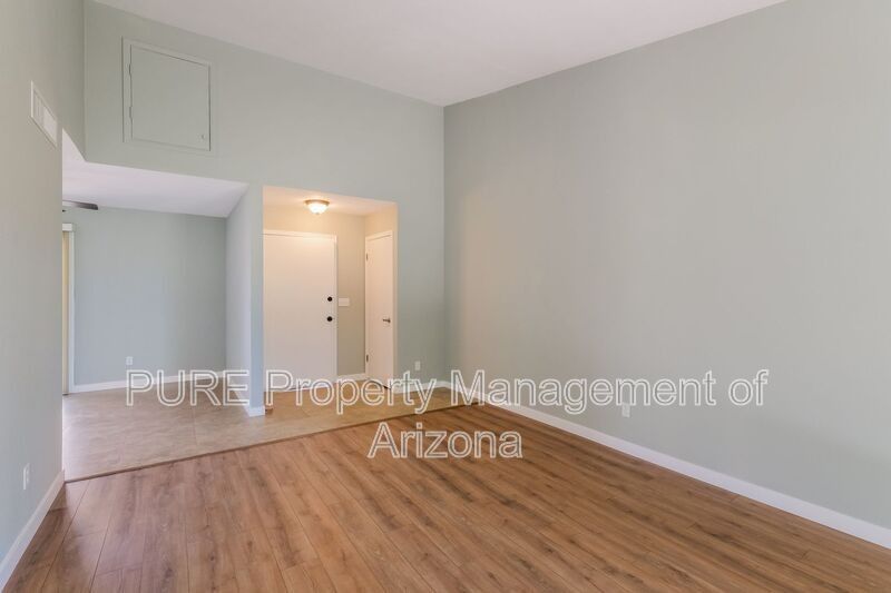 4709 W Continental Dr - Photo 4 of 21