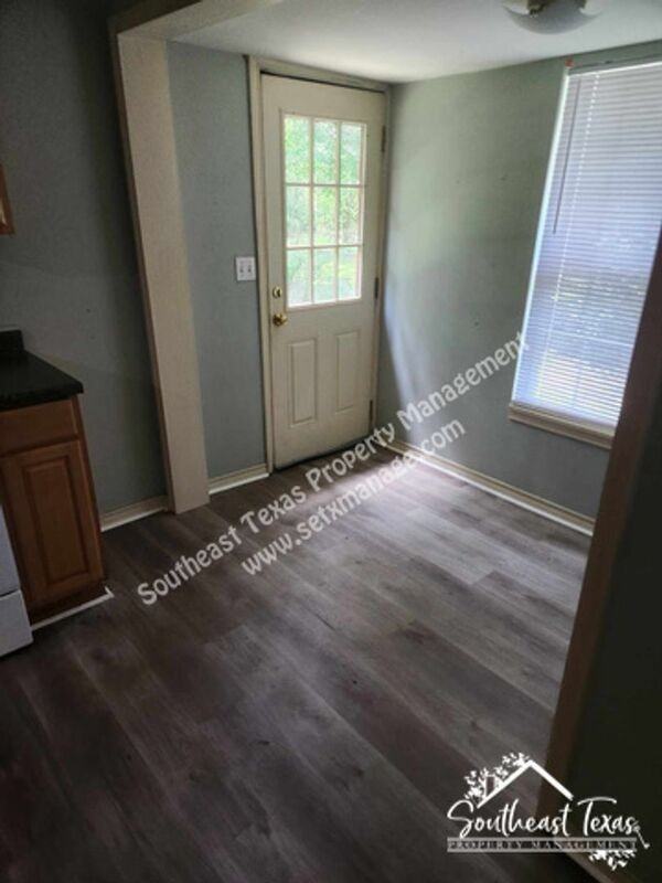 345 Marceline Blvd - Photo 3 of 12
