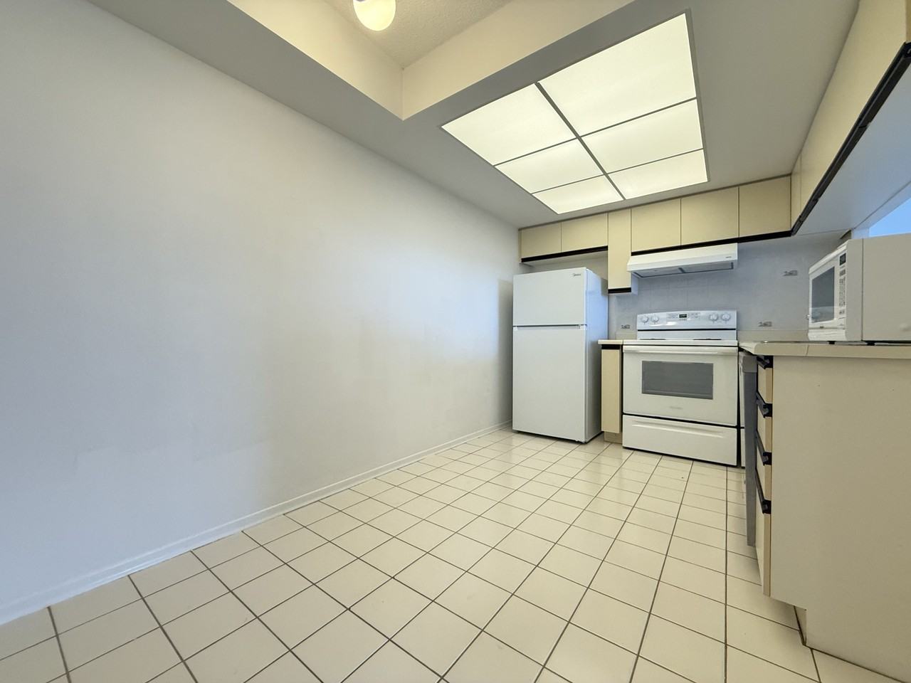 330 Alton Towers Cir #1103 - Photo 3 of 28