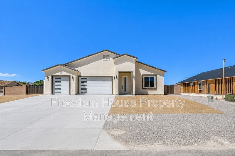 6380 Waterford St - Photo 2 of 43