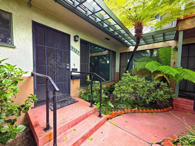 5129 Wilson St - Photo 3 of 9