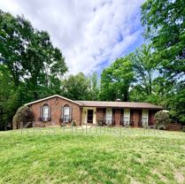 407 Westmoreland Ct - Photo 1 of 1