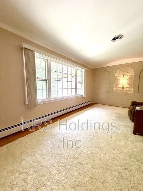407 Westmoreland Ct - Photo 6 of 7