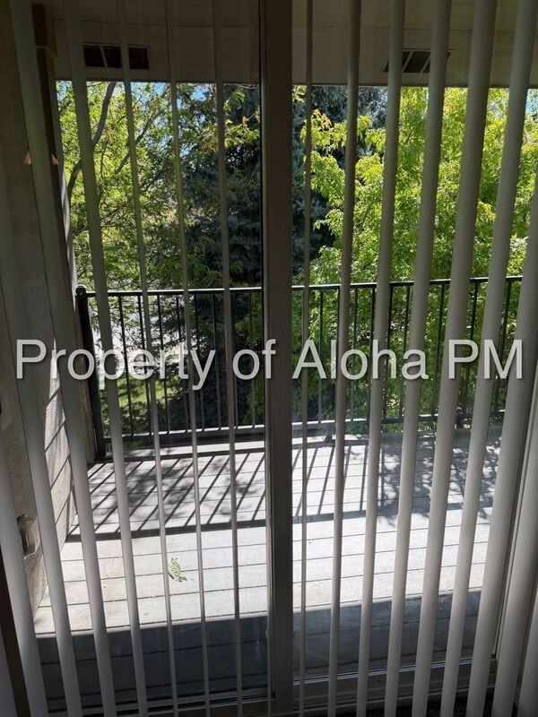 10639 W Wasdale Dr #201 - Photo 7 of 18