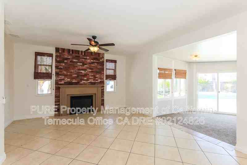 39564 Highbury Dr - Photo 3 of 16