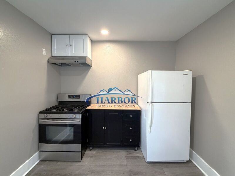 1517 S Walker Ave - Photo 5 of 12