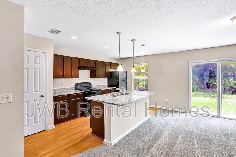 9131 4th Ave - Photo 4 of 23