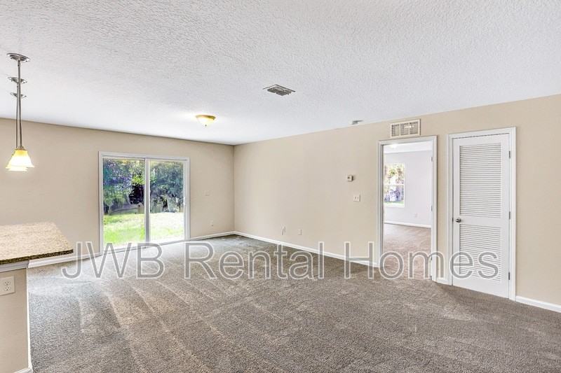 9131 4th Ave - Photo 7 of 23
