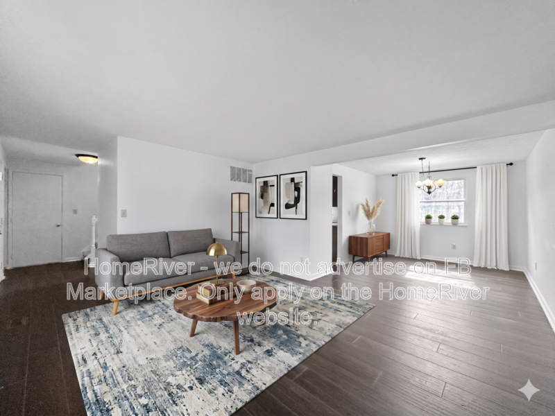 5686 Planet Dr - Photo 3 of 20