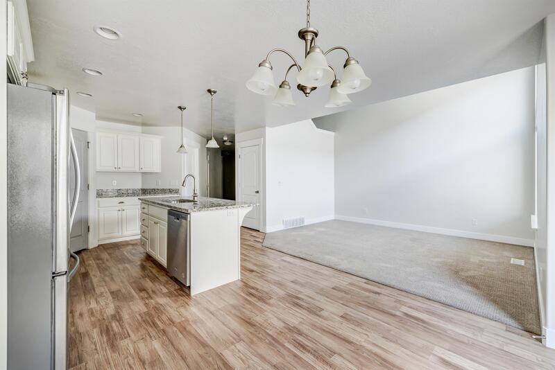 4923 W Eiffel Way #1 - Photo 7 of 21