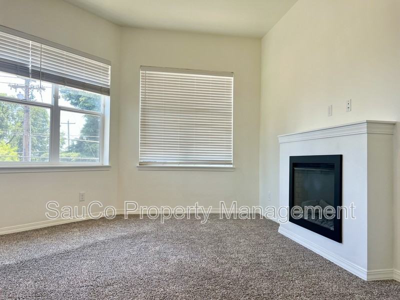 33763 E Columbia Ave - Photo 7 of 11