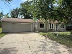 633 N Atherton St - Photo 1 of 1