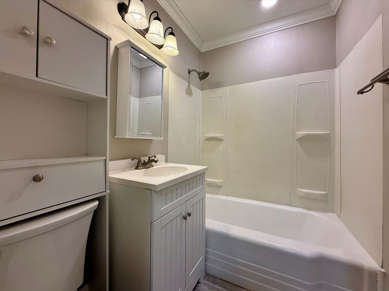 633 N Atherton St - Photo 7 of 17