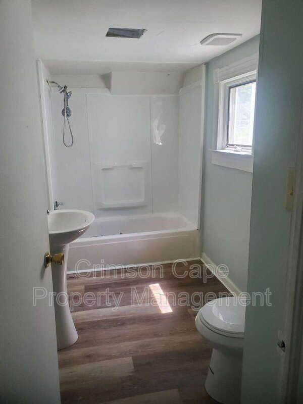 108 Grove St #2ndFL - Photo 6 of 14