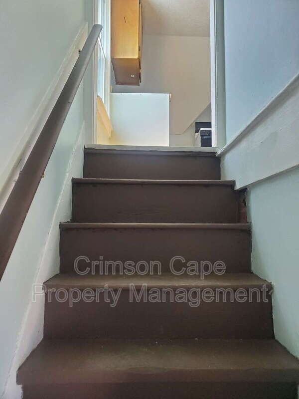 108 Grove St #2ndFL - Photo 7 of 14