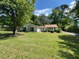 featured image of 4814 Fairview Dr