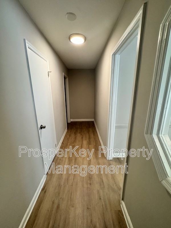 4814 Fairview Dr - Photo 3 of 23