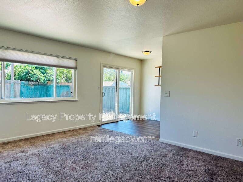 9012 Alderson Ave - Photo 5 of 26