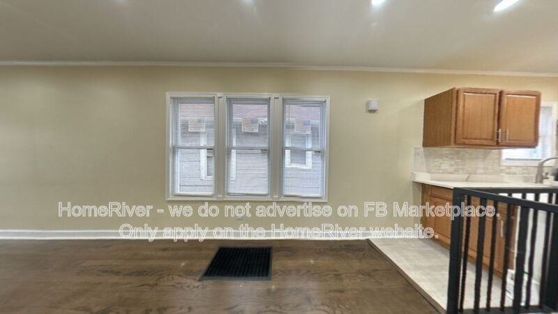10046 S Perry Ave - Photo 7 of 31