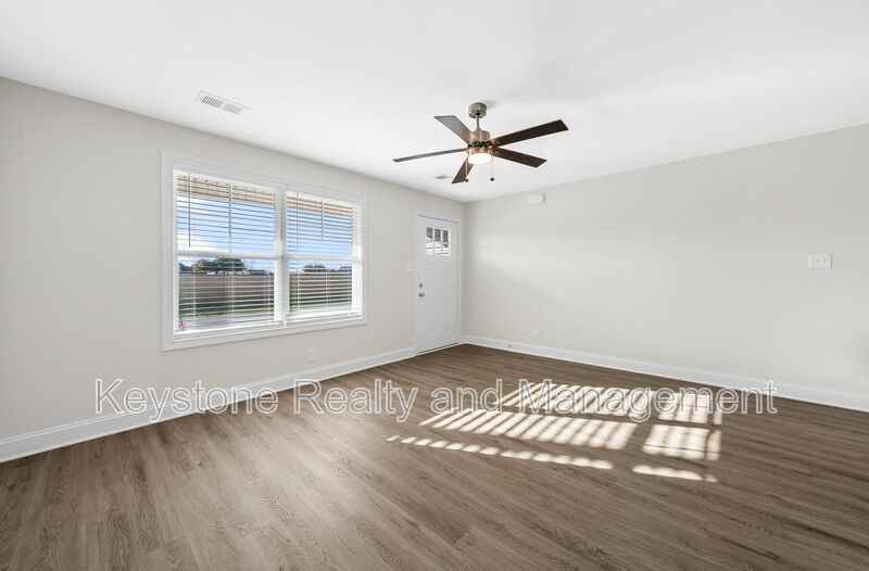109 Mace Ln #A - Photo 2 of 17
