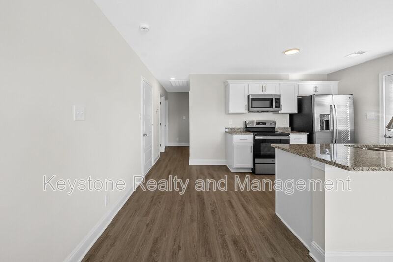 109 Mace Ln #A - Photo 6 of 17