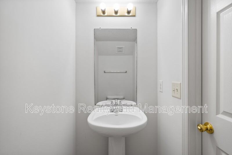 512 Peachers Ridge Rd #2B - Photo 7 of 16