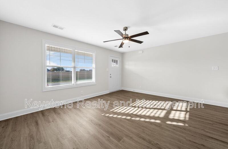 105 Mace Ln #A - Photo 2 of 17