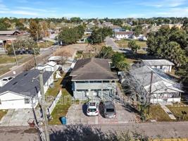 featured image of 1002 Avenue E #1