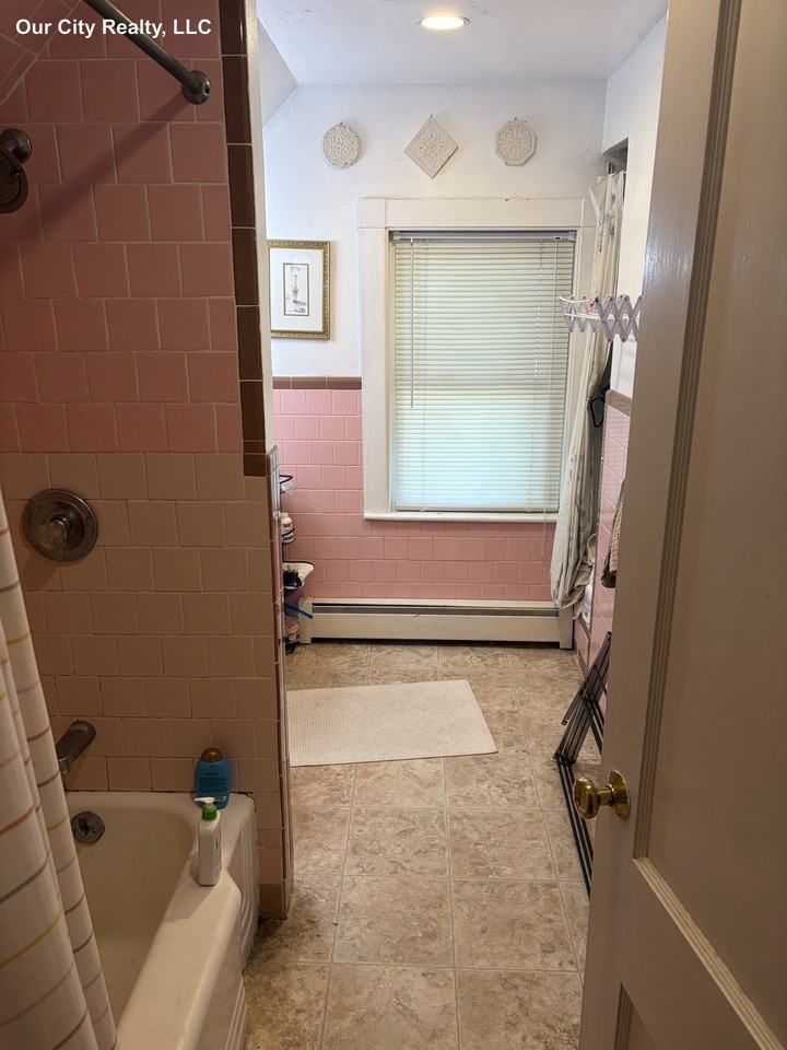 College Ave #3C - Photo 5 of 7