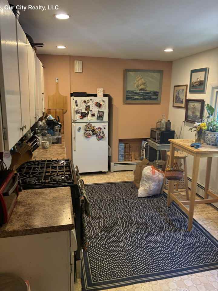 College Ave #3C - Photo 6 of 7