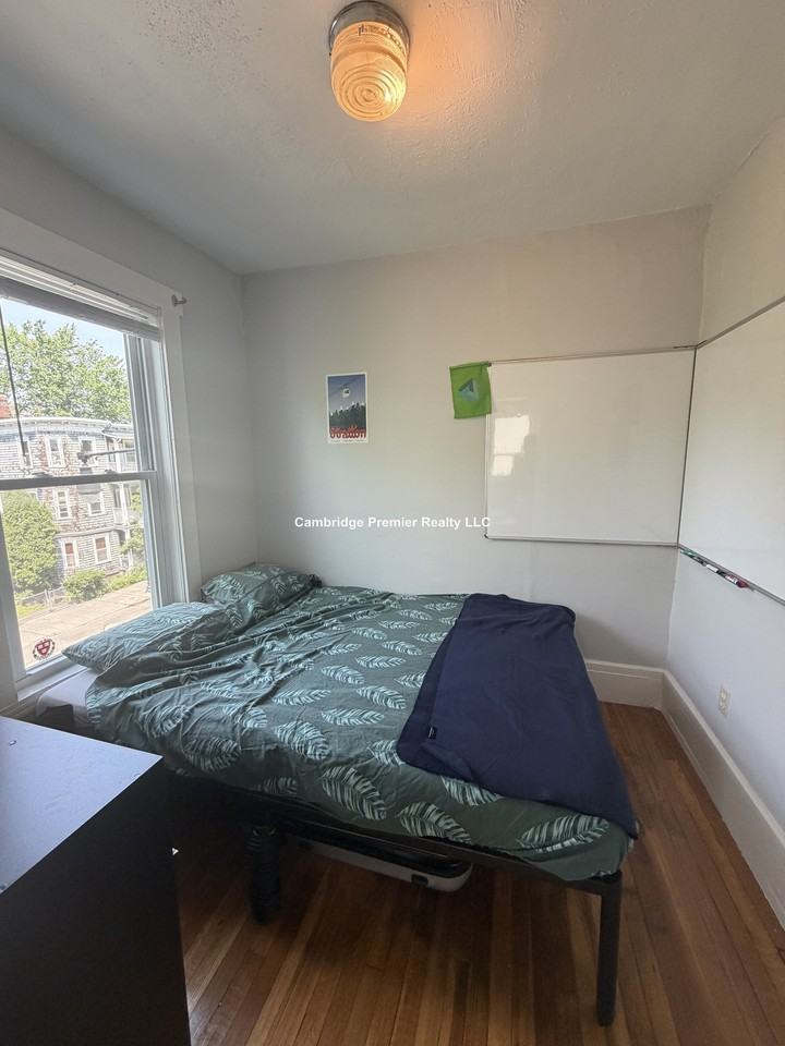 Western Ave #3 - Photo 4 of 17