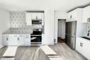 37 Saint Margaret St #1 - Photo 1 of 1