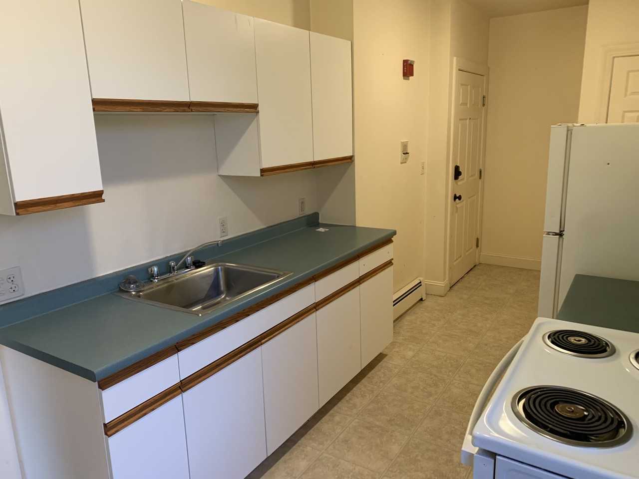 356 E Merrimack St #5 - Photo 7 of 12