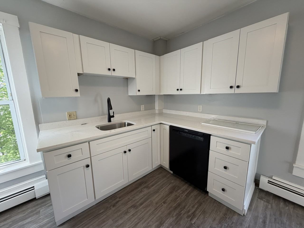 93 Bellevue Ave #3 - Photo 3 of 18