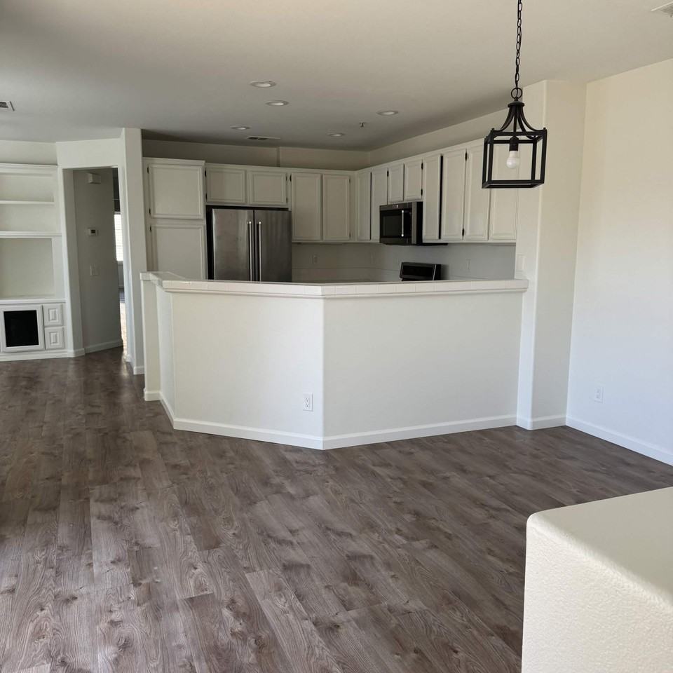 33417 Emerson Way #NA - Photo 6 of 29