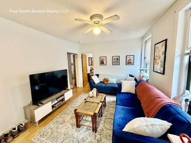 436 Commercial St #2 - Photo 2 of 14