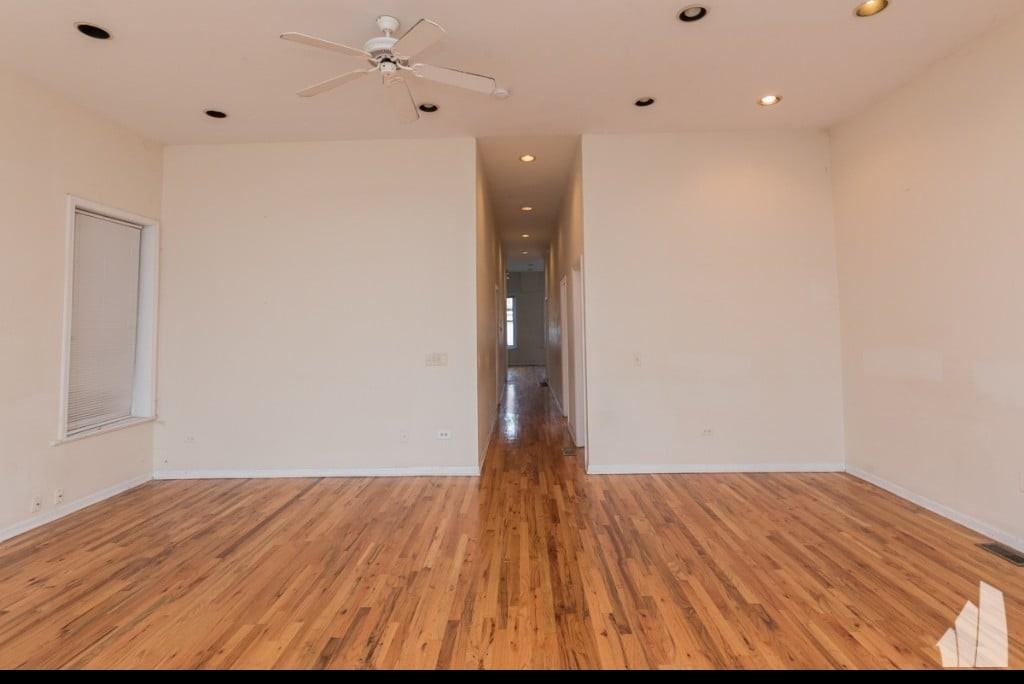 N Southport Ave #1F - Photo 4 of 11