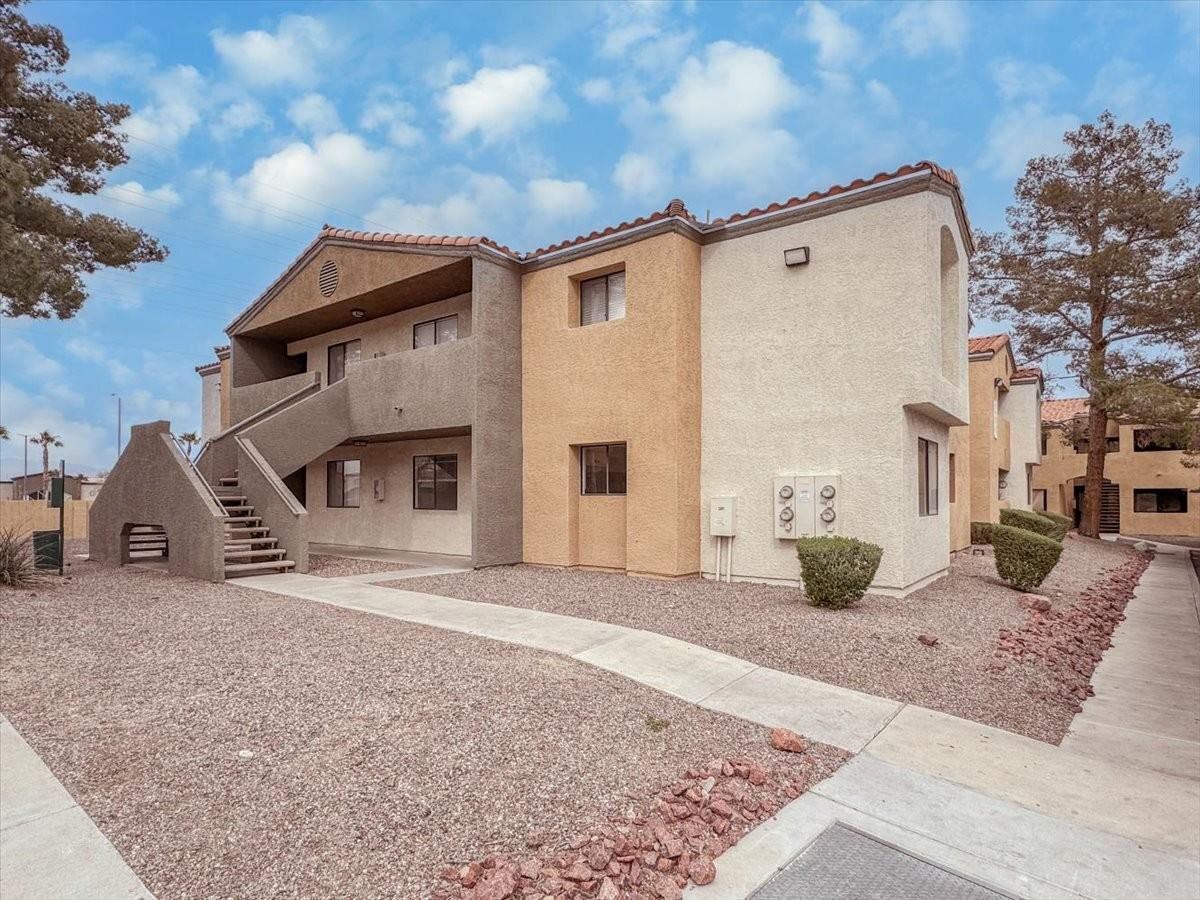 3151 North Soaring Gulls Drive #1032 - Photo 2 of 23