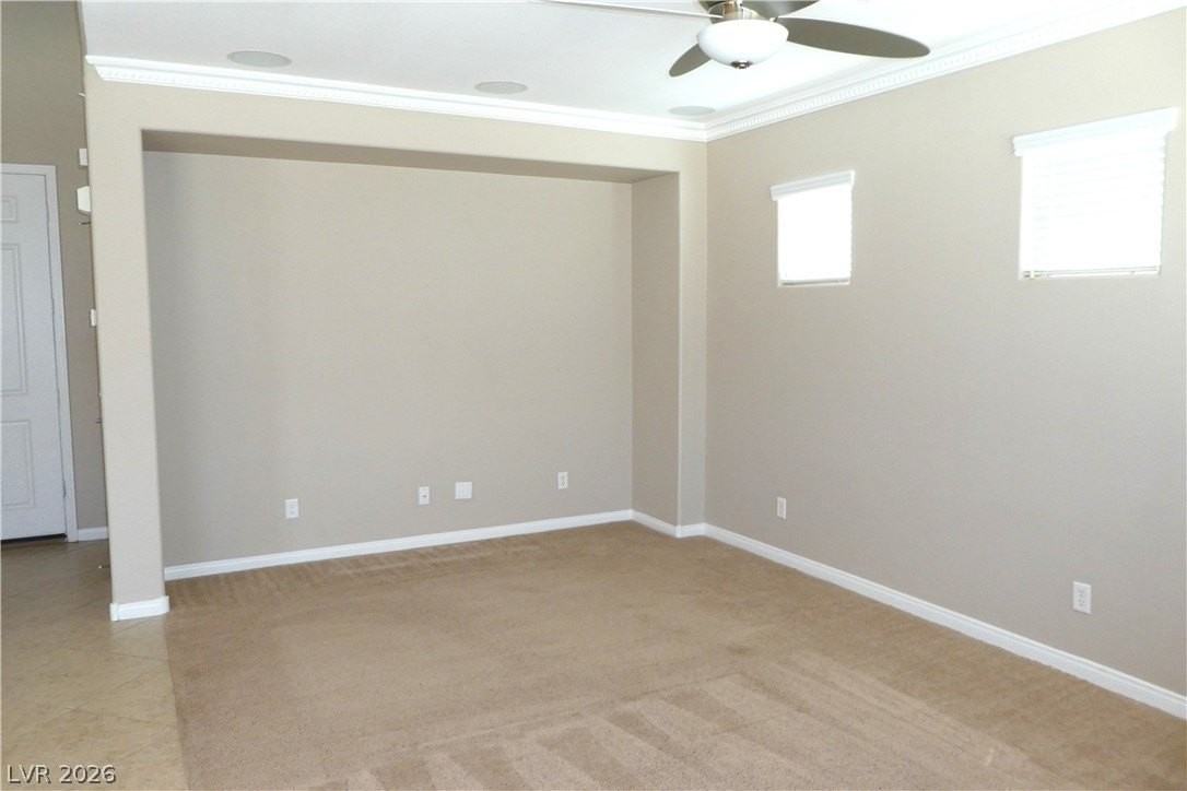 4054 Lower Saxon Ave - Photo 5 of 50