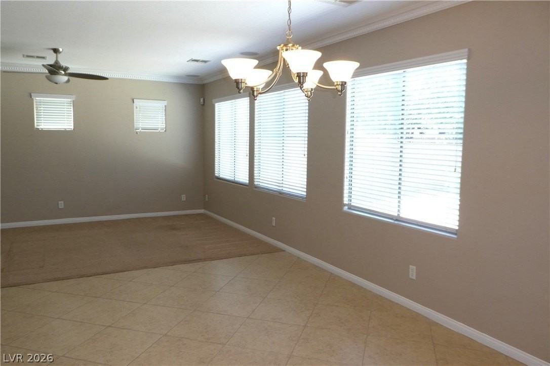 4054 Lower Saxon Ave - Photo 7 of 50