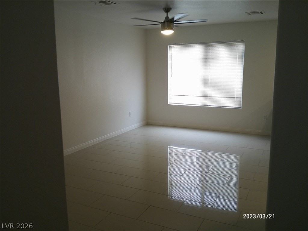 331 Fountain Crossing Ln #0 - Photo 6 of 38