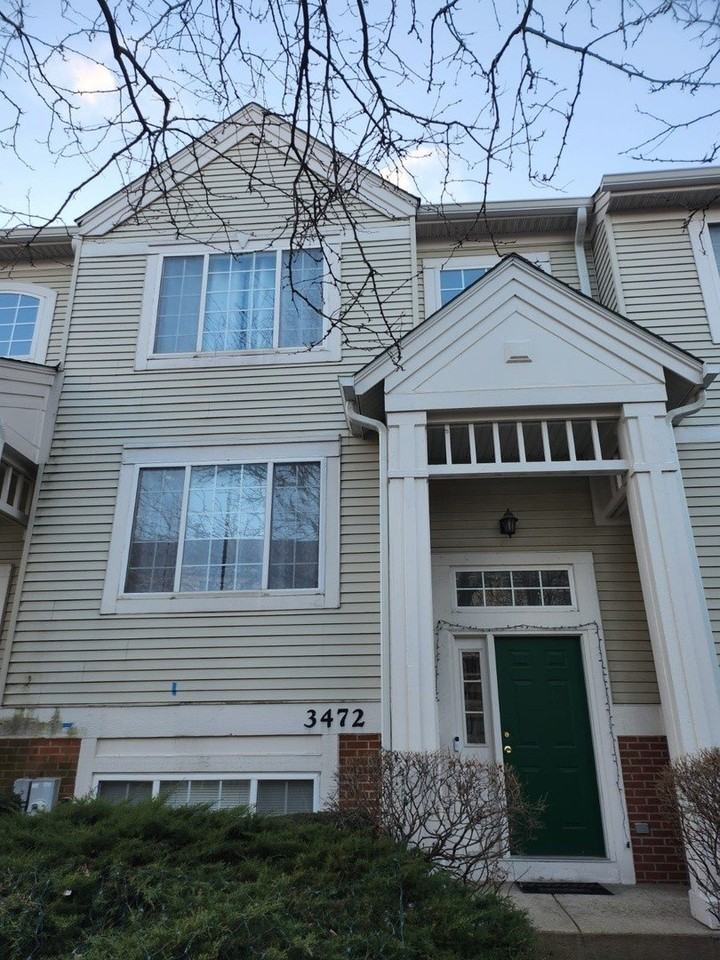 3472 Ravinia Cir #3472