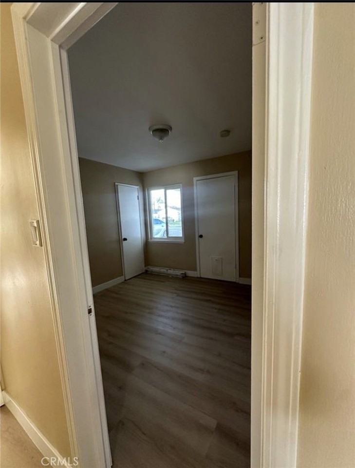 10002 Saint Stephen Cir - Photo 4 of 37
