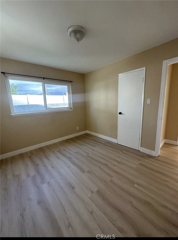 10002 Saint Stephen Cir - Photo 6 of 37