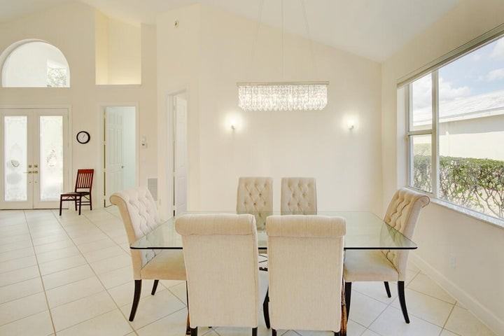 6646 Oakmont Way - Photo 4 of 8