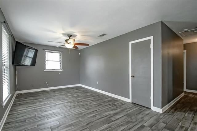 1849 Redwood Dr - Photo 4 of 34
