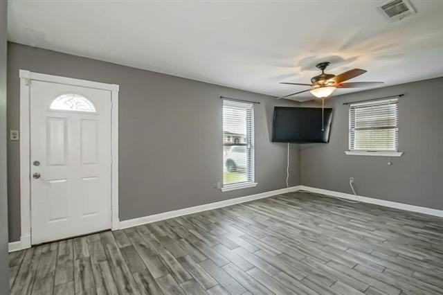 1849 Redwood Dr - Photo 5 of 34