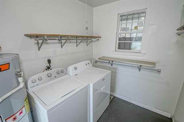 1849 Redwood Dr - Photo 4 of 32