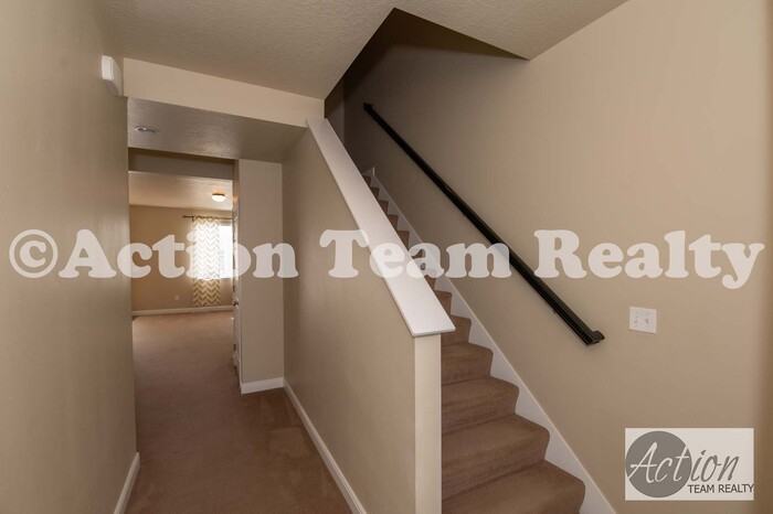 3201 W Desert Lily Dr - Photo 7 of 44