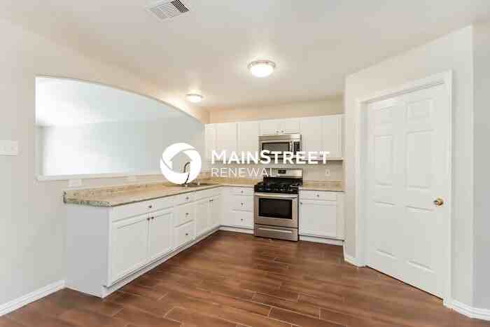 22811 E Fairfax Village Cir - Photo 6 of 15